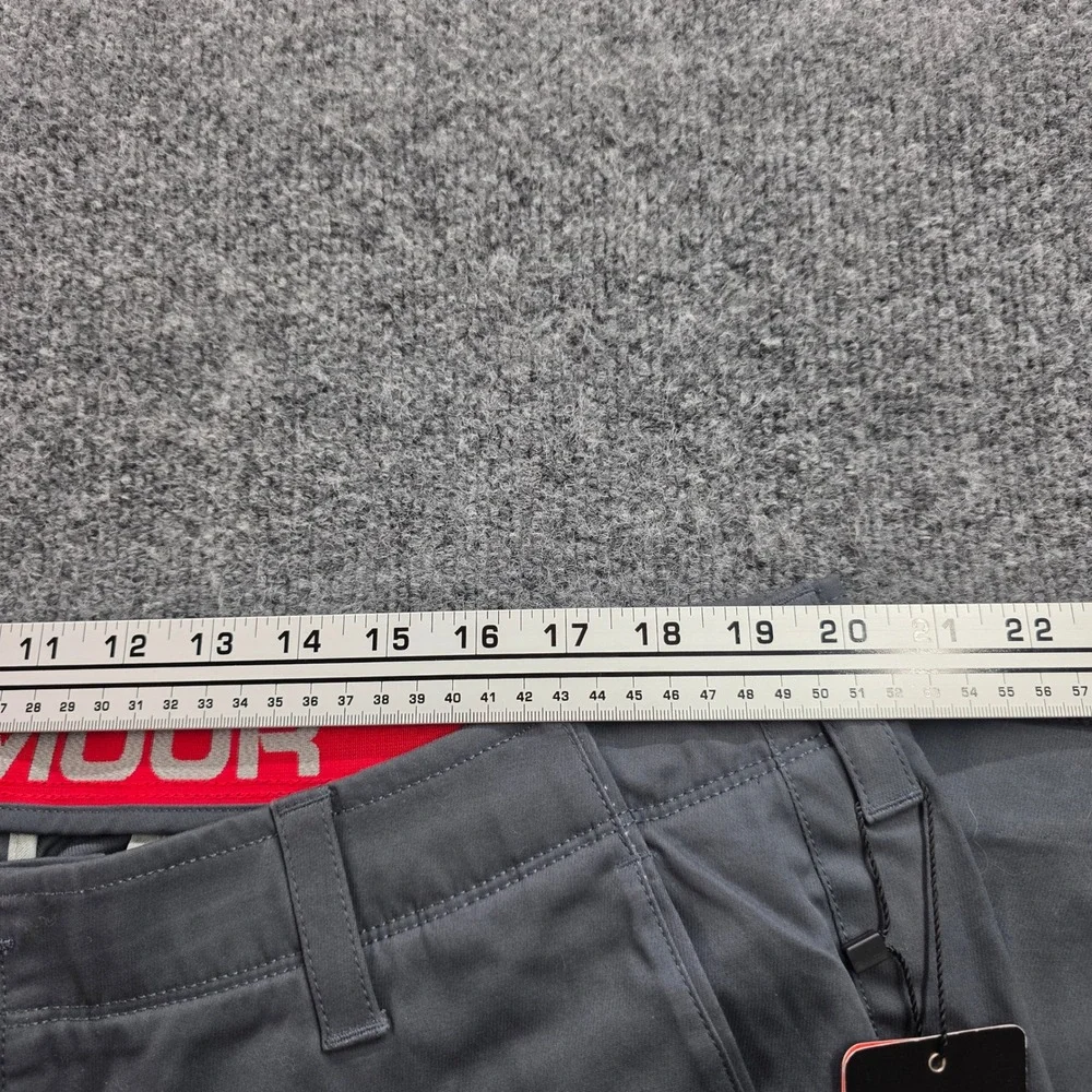 Under Armour Chino Pants Mens 42x32 Gray Straight Leg Stretch Golf Trousers NWT